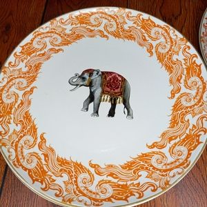 Williams Sonoma Elephant design plates set of 5